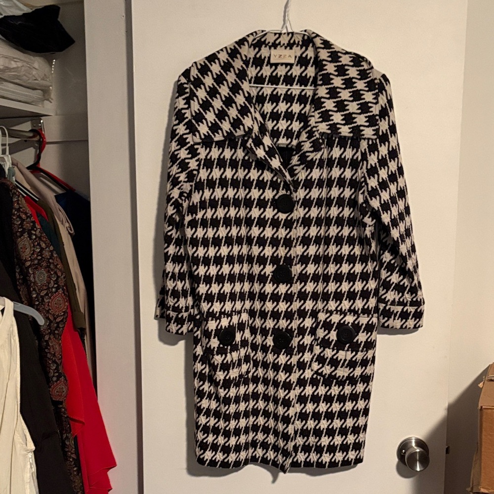 Elegant Houndstooth Pea Coat
